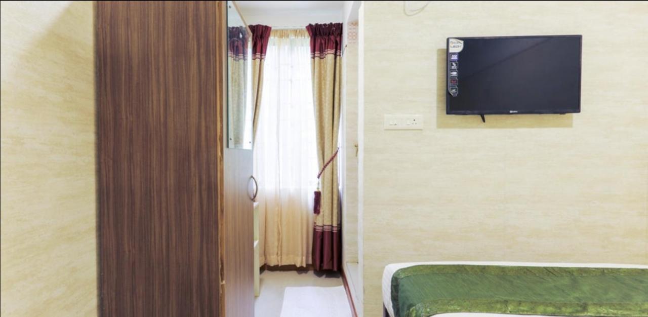 Heaven Gardens Hotell Kochi Eksteriør bilde